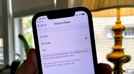 鸡西苹果手机维修分享iPhone 12如何打开或关闭5G网络 